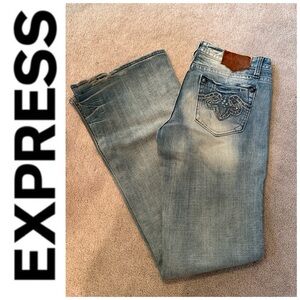 Express Rerock Women’s Flare Jeans, 6